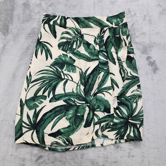 H&M Shirt Womens 2 Cream Green Tropical Print Faux Wrap Mini Stretch Casual - Picture 1 of 9
